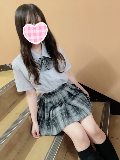 なつ お人よしグラドルお嬢様系さんの写真