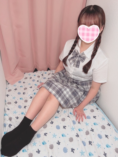 みゆ 【滅多に拝めない究極原石ロリ】さんの写真