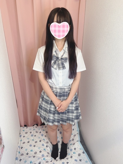 さやか　激ロリ体型と美人顔のツインパクトさんの写真